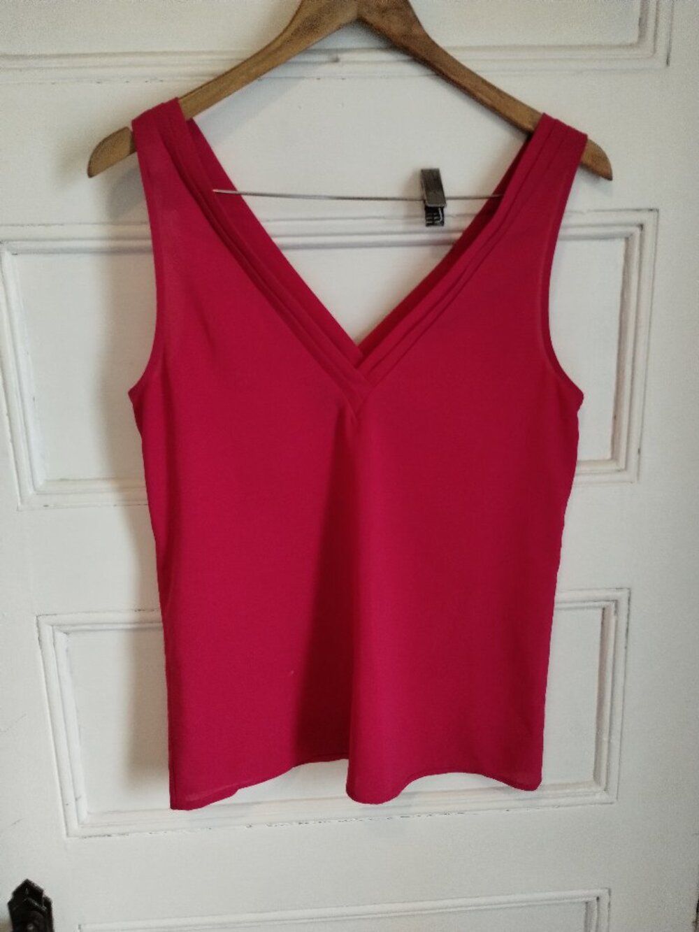3 sleeveless top SZ small